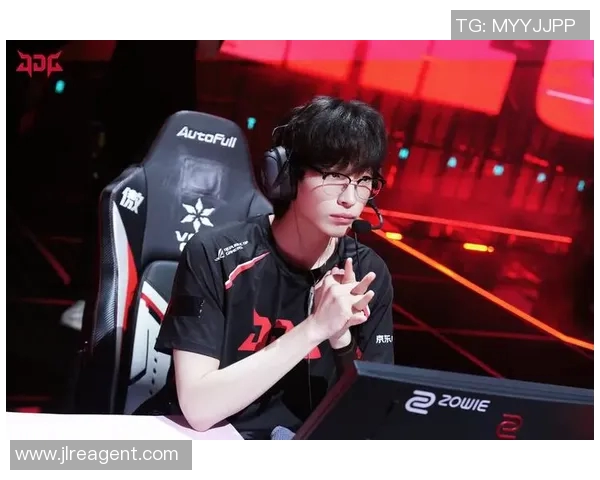 S15电竞总决赛英雄联盟中JDG战队实力飙升创历史新高